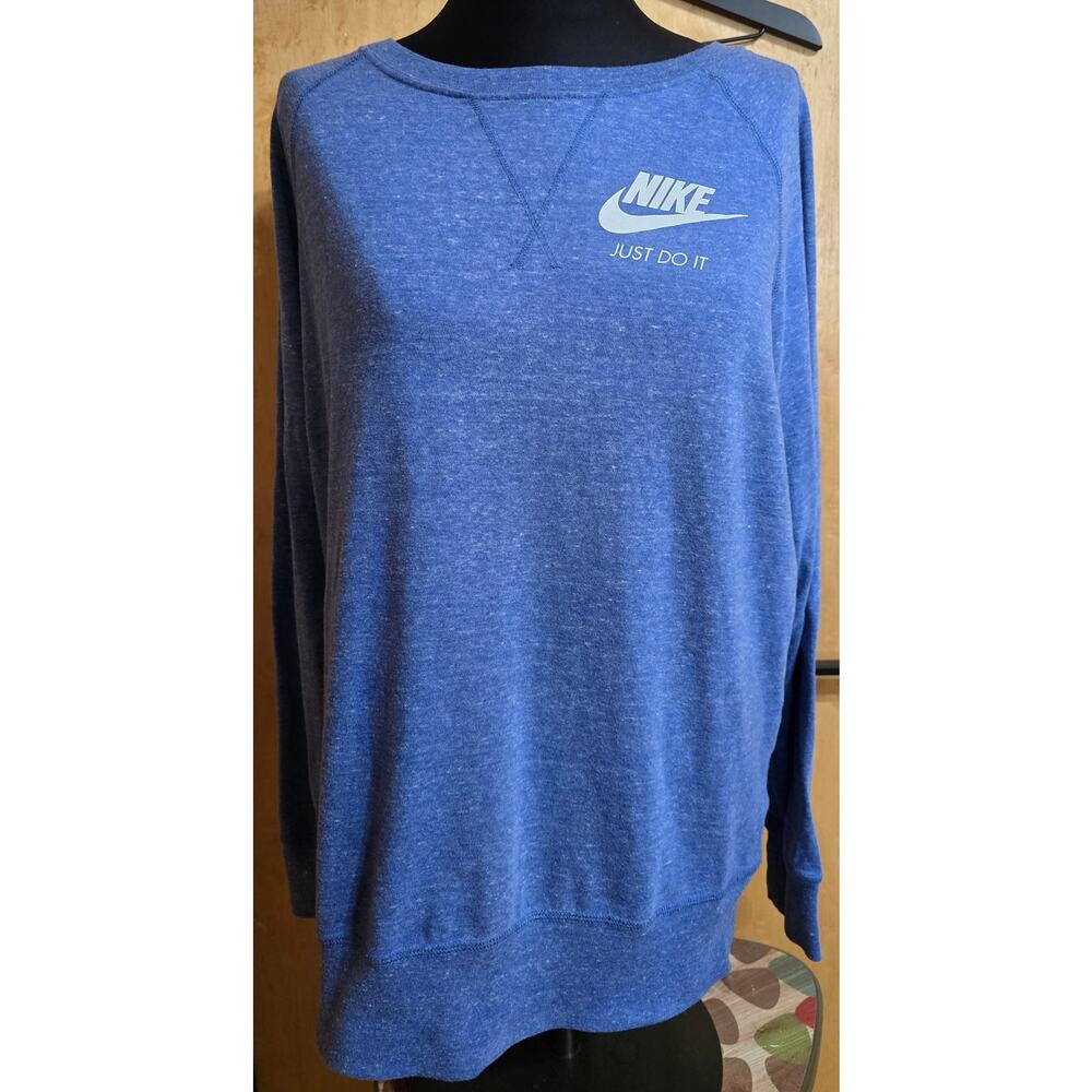 Nike Women's Crew Sweatshirt (Size Large)